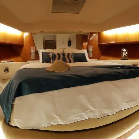 Niord Yacht * Лиссабон